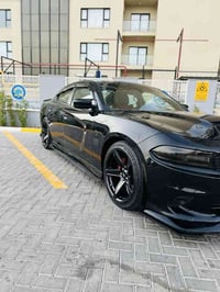 جارجر rt 5700 v8   2019  حادثها صطحي جداً بالجاملغ تعتبر كلين السيارة ...