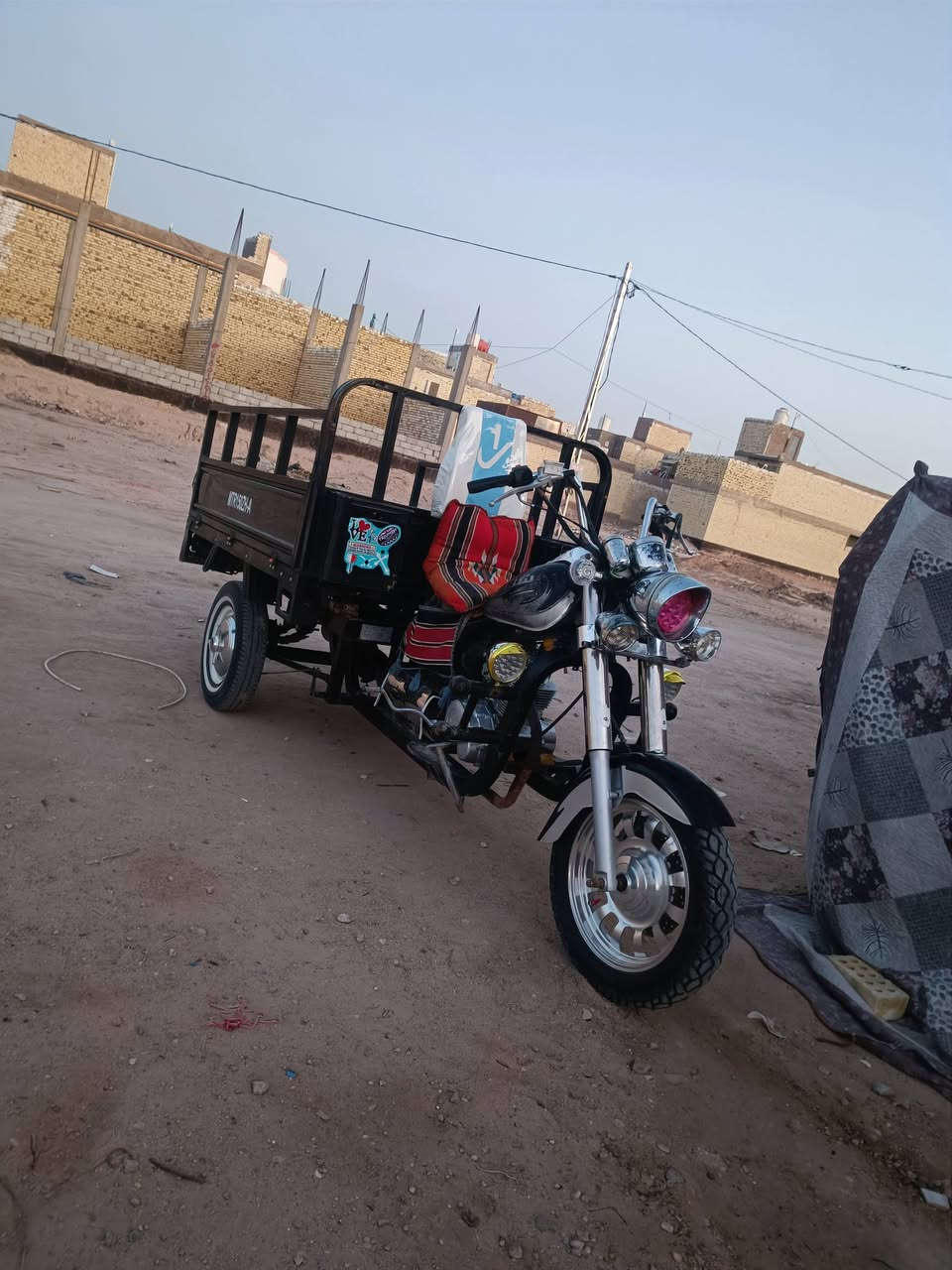 البيع مكاني نجف مديل 2021درجه فول محرك ما مفتوح وراق وكيل العارضي سعر 1950بيها مجال شراي ***********
