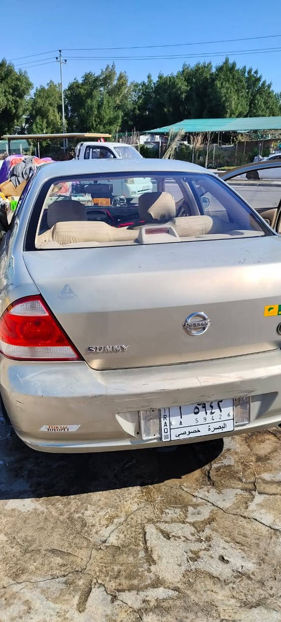للبيع نيسان صني 2007. رقم بصرة تحويل محرك كير كفاله تخم تاير حداديه تبريد جاهزه البدي مكفول عدا طخات بسيطه للاتصال ***********. السعر 70. وبي مجال بسيط
