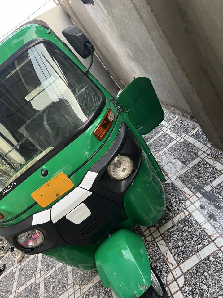 رقم بابل نكليزي   بيها خياسات بصفحات بسيطات وطخه يم البك  مكفوله من التنقيص والتبخير ومفتوحه بوشه وبستم 7,600 قفلها 
المكان بابل مسيب
***********
