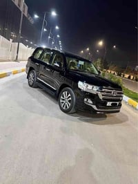 لاندكروز • ٢٠١٦ • ٤٦٠٠ ٨سلندر