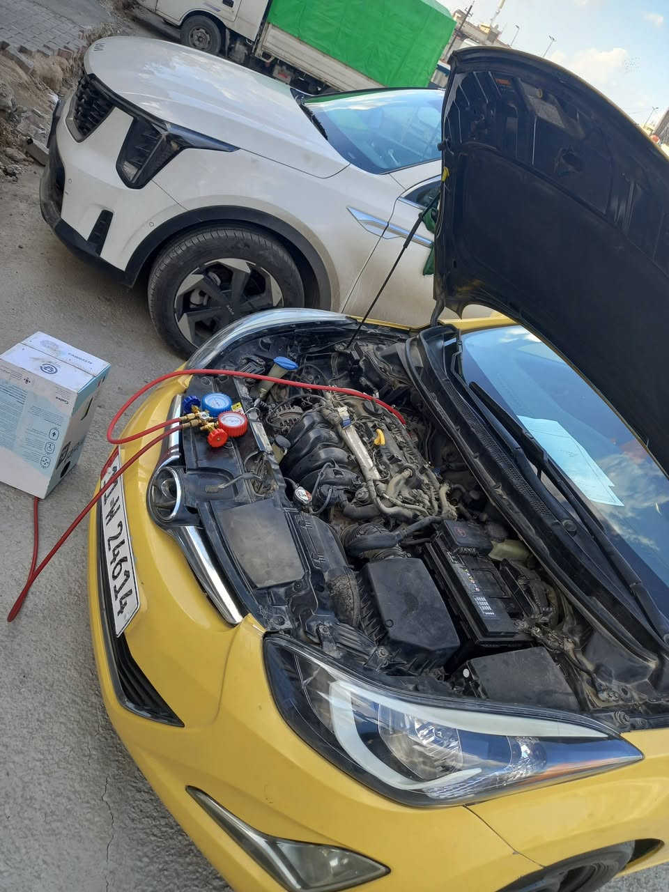 تم بحمد الله تعالى صيانة سيارات المتابعين
تبديل واشرات امريكي .....
تنظيف منظومة بالغاز......
شحن غاز فرنسي اصلي......
ويدلل الزبون الدائم علي مهدي آل شليبة 
#خدمات_سيف_الهندسية_للتبريد
#بغداد_مدينة_الصدر_قطاع14
***********
