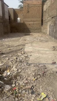 قطعة ارض للبيع مكان الشعب خلف شارع الصحة  النزال 21 الواجهة8 المساحة 1...