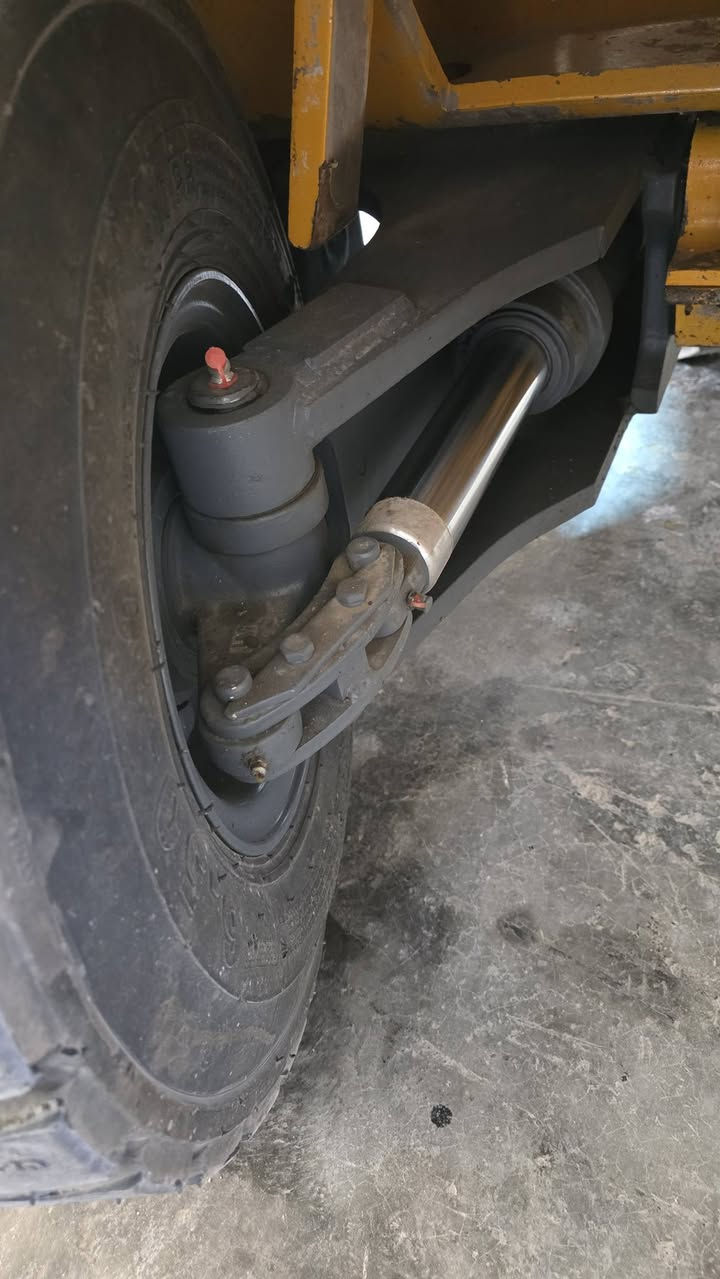 للبيع رافعه شوكيه صيني أزوزه 3طن 3حركات جوب عالي 
موديل 2016 بدون أوراق وابيعلك واصل للموقع
مكفوله كير مكينه أكسل طخم تاير جاهزه للعمل 
العنوان ديالى بعقوبة قرب مديريه المرور 
ستفسار اكثر اتصل 
***********
***********
يوجدتوصيل جميع المحافضات
