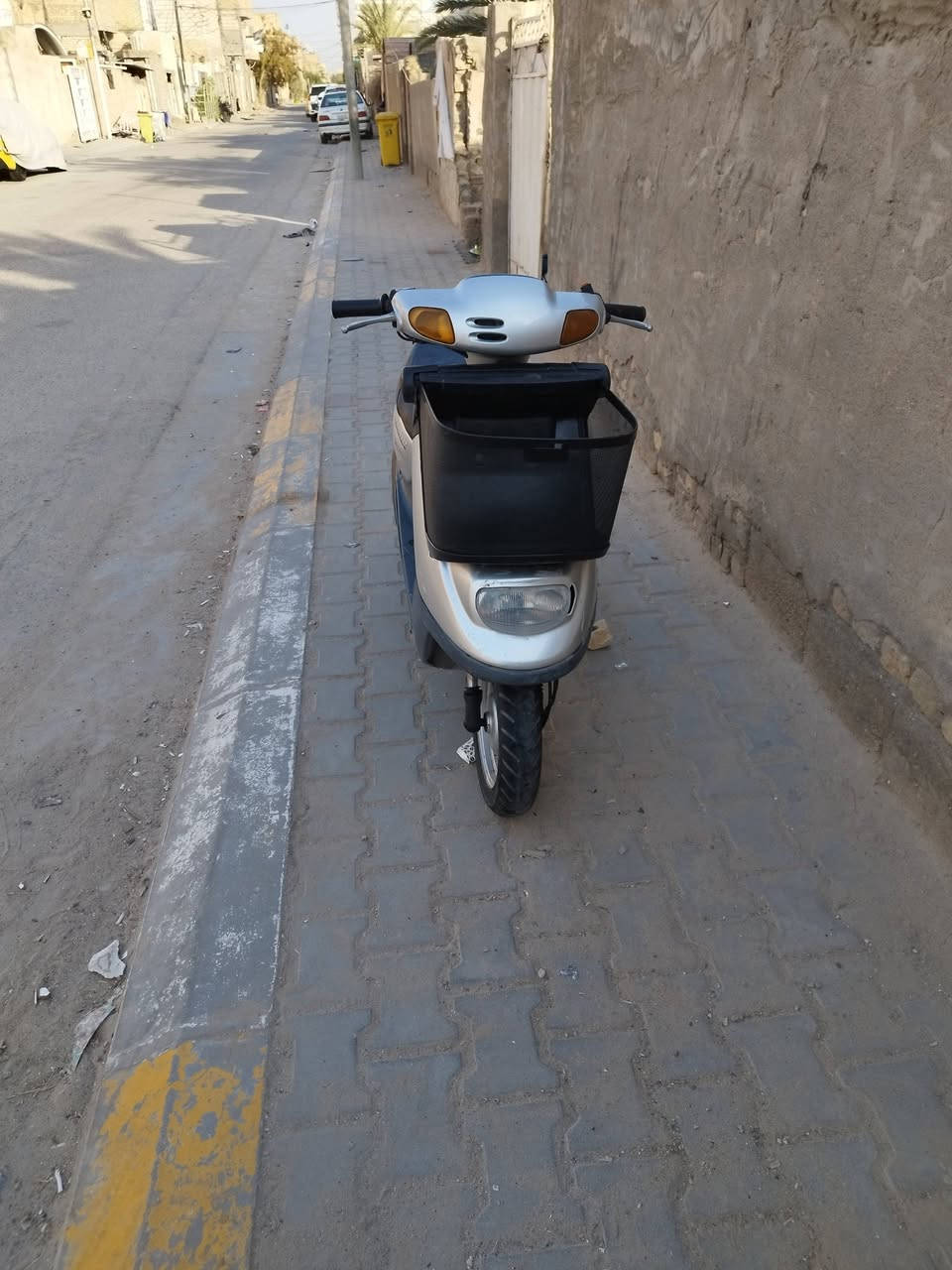 سلام عليكم دراجه منغولي للبيع نضيفه مكينه ناعمه شلعه قويه كهربائيات كله شغاله سلف هندر لايت اشاير عداد سرعه ول بانزين شغلات دراجه مرتبه سعره 300 وبيه مجال اليريده يجي خاص


**إذا كنت صاحب هذا الإعلان وتريد حذفه لأي سبب، رجاءا أرسل رسالة إلى الدعم الفني**