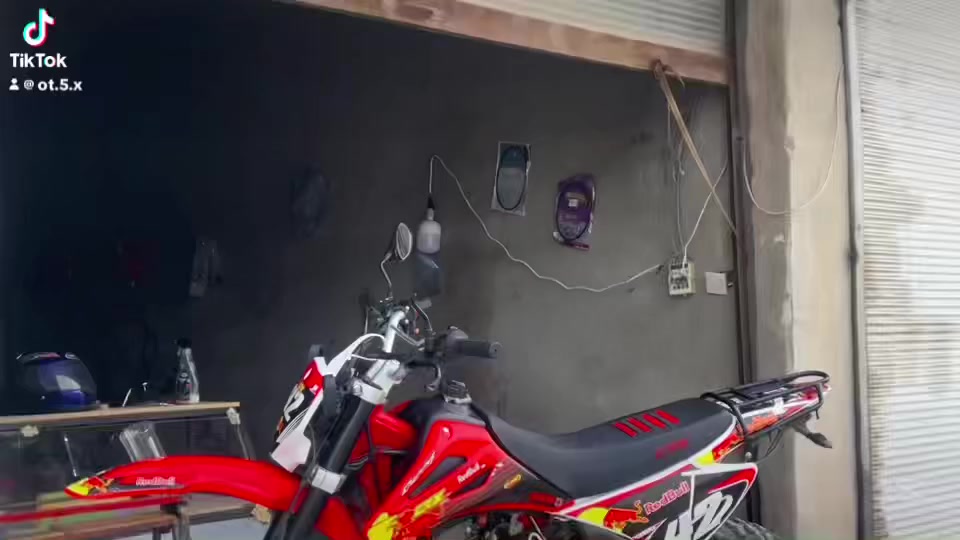 قفاز سي ار اكس موديل 2025محرك 250 نشاط مفول نضافه  فول  سعر فول مناسب  مراسله خاص
تعال خاص بيك خير وتدلل 
مايحتاج برغي شرط جديد وضع شركة


**إذا كنت صاحب هذا الإعلان وتريد حذفه لأي سبب، رجاءا أرسل رسالة إلى الدعم الفني**