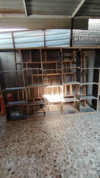 لبيع بسعر مناسب لتوصل على 07801593960