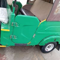 تيك توك للبيع موديل 21 الشهر الثاني يوم 9 تواصل على هذا الرقم بو واتسا...