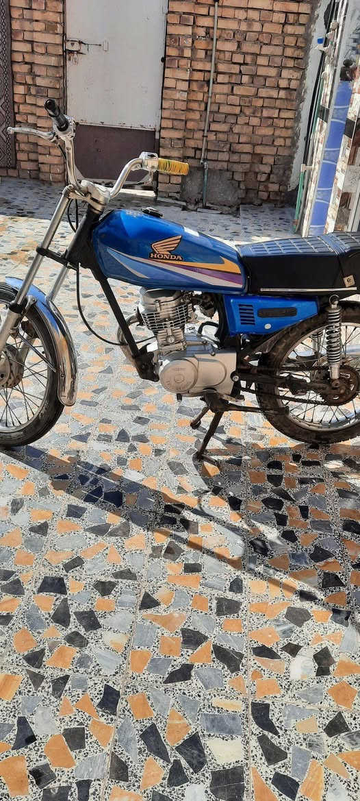 ايرانيه بدون  *********** السعر 350 عمارة, ميسان
