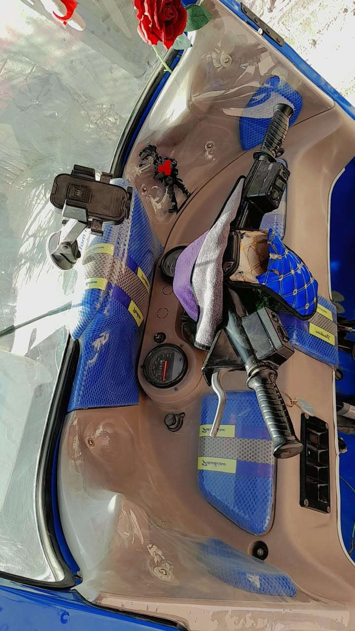 سلام عليكم تكتك موديل 22 للبيع مرقمه رقم كربلاء مكاني بابل _مسيب
***********
