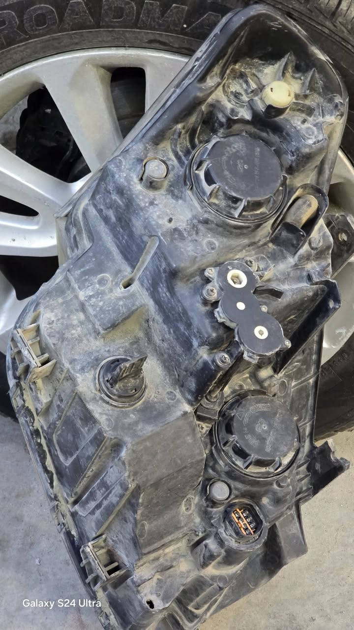 لايت كيا صول 2012 امريكي للبيع
صفحة سائق
 سويت حادث بجهة راكب وبدلت زوج نظافه كدامكم 
سعر 75.000 قفل قفل 
مكاني بغداد الاعظميه
للاستفسار ***********
