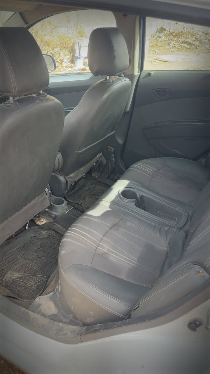 سبارك موديل ١٥ بيه تهريب بسيط 
***********
٠٧٨٢٧:٥٤٢٤١
