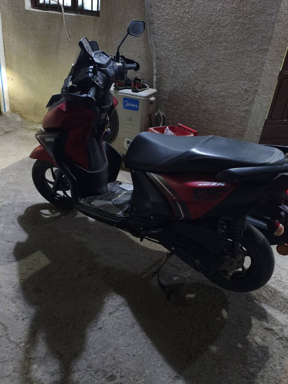 السلام عليكم
دراجة zr موديل 23 نضيفة ومرقم رقم وسنوية 
 الشراي يجي خاص
او واتس اب
***********
