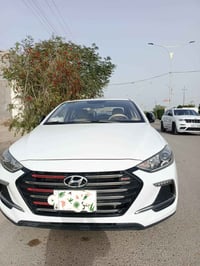 سيارة انترا للبيع موديل 2018خليجي مكفولة سيارة  رقم الهاتف ٠٧٨١٥٢٠٢٤٢١