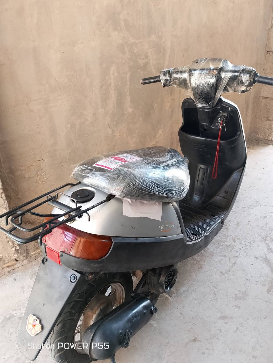 دراجه بطه 60 للبيع الدراجه نضيفه جانت تشتغل وطفت ما اعرف شبيهة أبيع جوم حديد السعر 150 مكاني ديوانيه عفك ناحيه نفر تواصل عل رقم ***********
