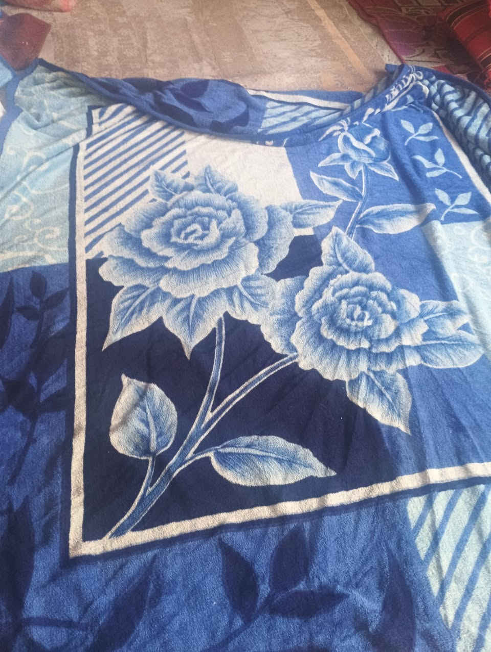 وصلت البطانيات الصييفيه واكو الثقيل على ثلاثه ونص والمخاد عله الف الوحده***********هذا والساب بيت أبو وفاء
