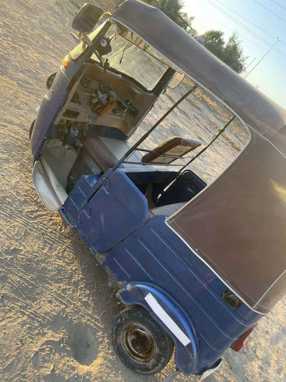 سلام عليكم موديل20شهر12رقم وسنويه ذي قار سعر6000وبيها مجال  ***********‬‏
