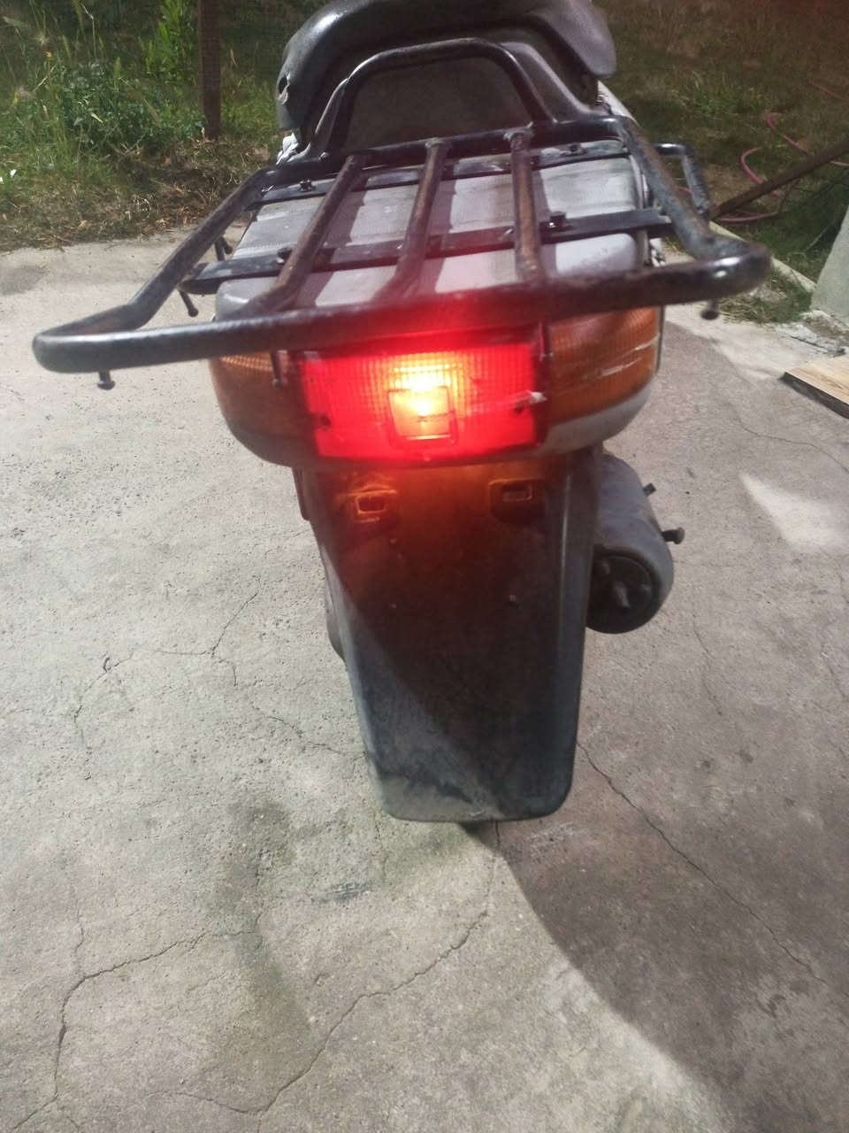 اخوان عندي هاي الدراجه للبيع مستعجل علئ بيعه 250 وبي مجال كولشي يشتغل الخاص مفتوح وهاي رقمي***********
