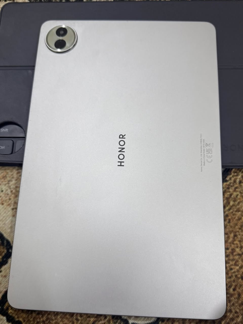 سلام عليكم honor pad 10
جهاز جديد مستخدم قليل كارتون  وشاحن الاصلي حتى اكياس الشركة كلش نظيف 
سعر 360 الف 
نجف فقط 
***********تواصل واتساب
