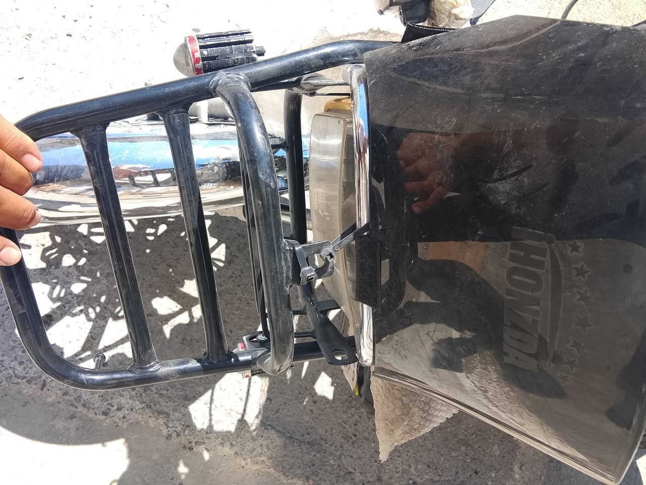 سلام عليكم غراض دراجه كلشي موجود بدراجه سيبايه متحركه صندوق ستندات شاشه تدعم كار بلي جنط صفاح ليتات اصفر وبيض سيبايه اماميه دايوان ‼️‼️ملاحضه ابيع دراجه هم هيه وغراضه دراجه اوراق ما مفتوح بيه ايشي للعلم دراجه خير من الله مكاني ديالى بعقوبة التحرير للسعر 925هيه وغراضه وذا تريد غراض اتصل***********
