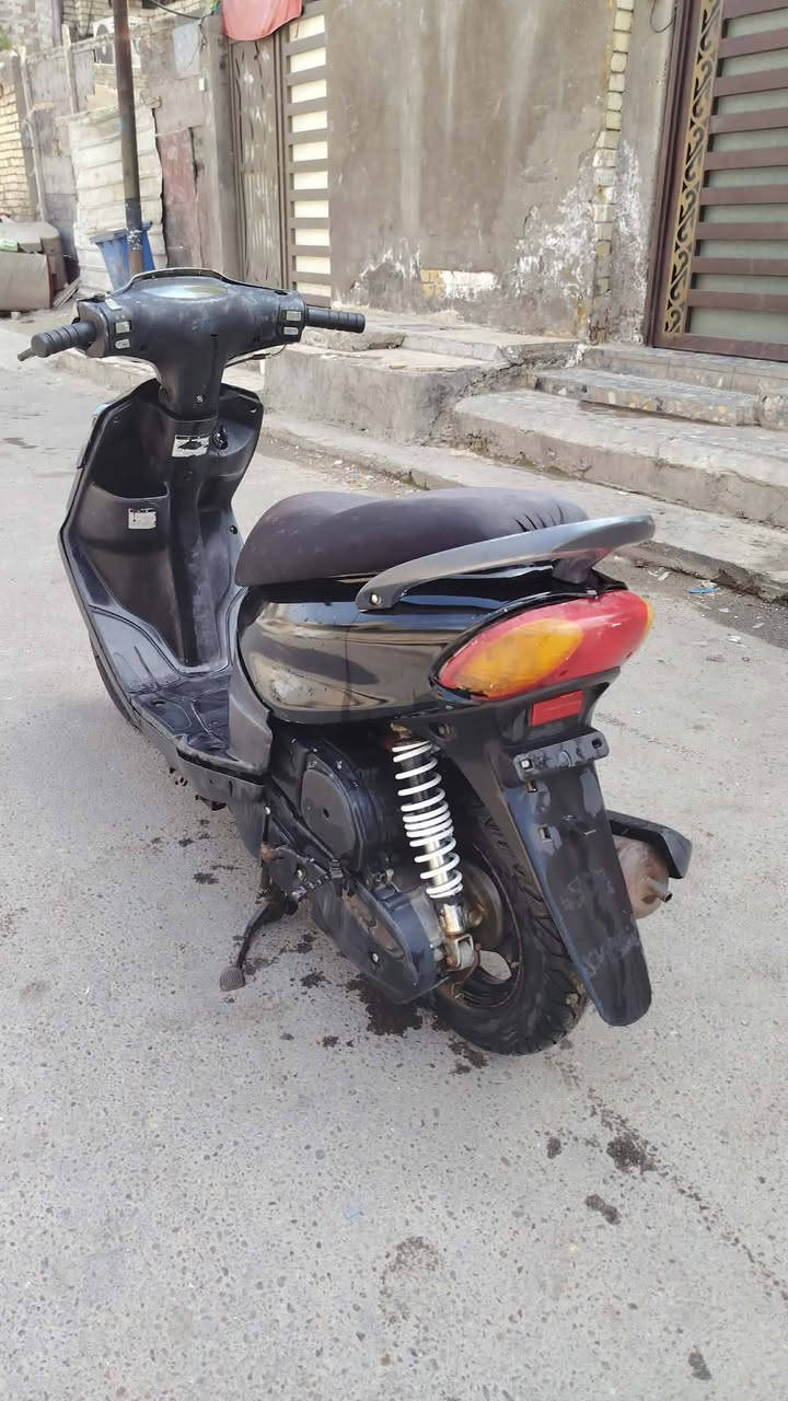 ماكس قچمه 120 دراجة جديدة محرك نظيف  ومامفتوح.كهربائيات كلها شغاله شلعة ومعدل فول فقط تحتاج باتري مكانها بغداد الشعب.الجمعيات.سعرها 300 وبيه مجال.للشراي .***********
