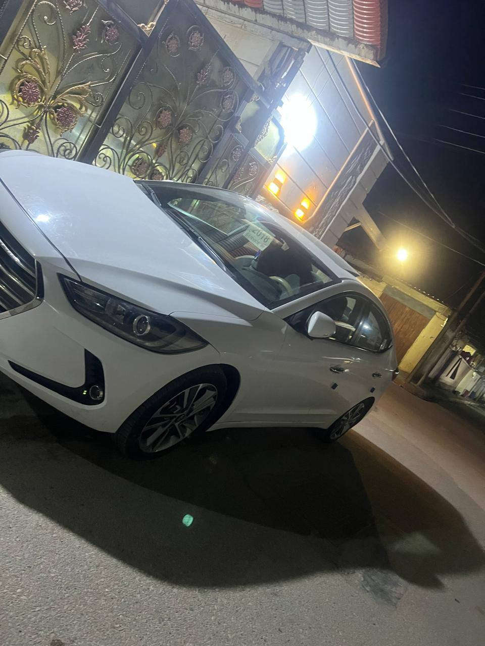 سلام عليكم
النتراا 
موديل 18
خليجي 
مكفول 
فول مواصفات 
مري شفط 
باقي الاستفسار على رقم 
***********
