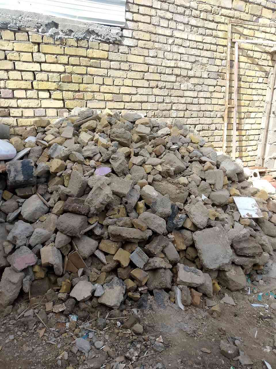 توجد گرده المحتاجها خلي يجي وياخذها بلاش بيهن تقريبآ 3 عرباين المكان الرفاعي موجود خاص


**إذا كنت صاحب هذا الإعلان وتريد حذفه لأي سبب، رجاءا أرسل رسالة إلى الدعم الفني**