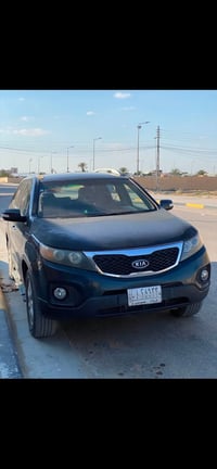 🚘 للبيع | كيا سورينتو 2013 🚘  ✨ المواصفات: 🔹 محرك 2400 CC قوي واقتصادي...