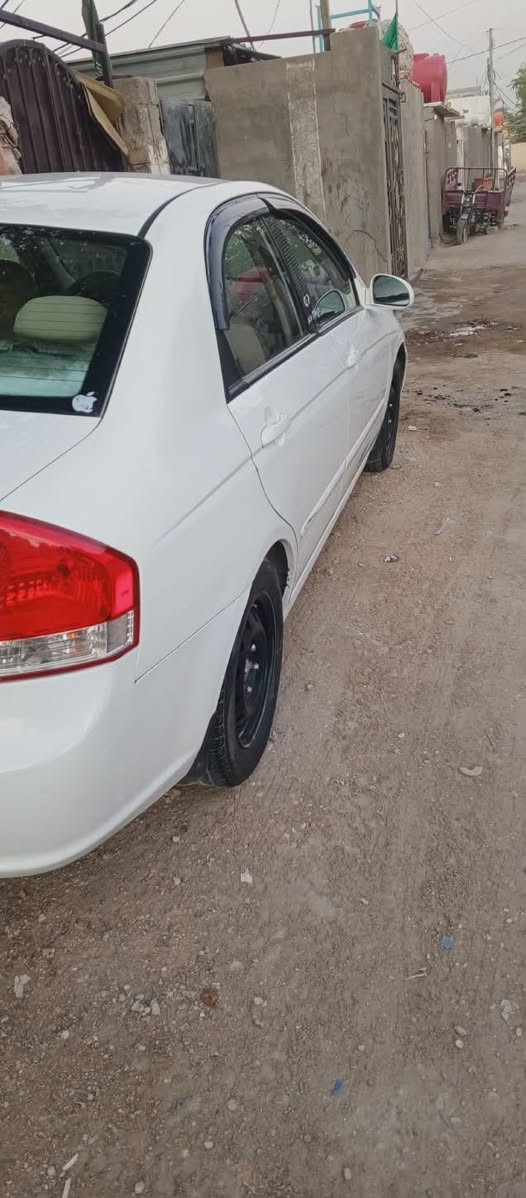 سبكتره موديل 9 مكينة 2000 لا تبخير ولا تنقيص ادامه كامله نوزلات بلكات جدد مجاول جدد فيت بم جديد كير فلتر مع دهن ياباني شاهد الله حيل معتني بيها تبريد غاز فريز جديد كرهبايات كلها شغاله بيها قطعتين باب وجاملغ رقم بغداد بسمي مكان سياره كربلاء سعر 90ورقه بيها مجال حك جيه ***********
