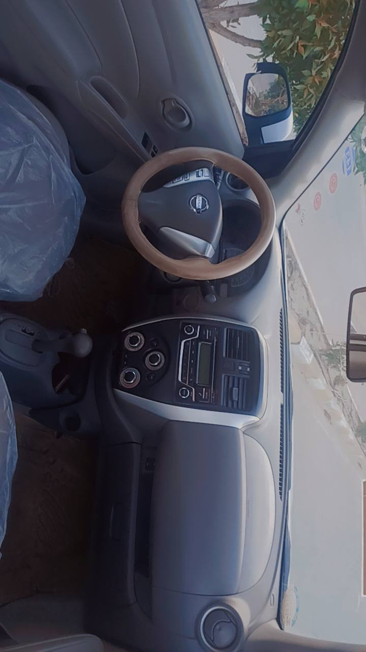 نيسان صني هندي 2021 بلبتة زركة
رقم أربيل  وكالة تحويل موجود 
ماشية 103
حساسات تحكم ستيرن 
حاكية
يدات نيكل
 سبايدر بلادي 
مانع انزلاق تاير 16 
حدادية كفالة 
تدفئة & تبريد ثلج 
نظيفة جدا جدا وجاهزة 
السيارة كفالة  ولا تبديل ولا حالوب 

مكانها النجف للإستفسار الإتصال على الرقم 
***********
بي واتساب موجود
