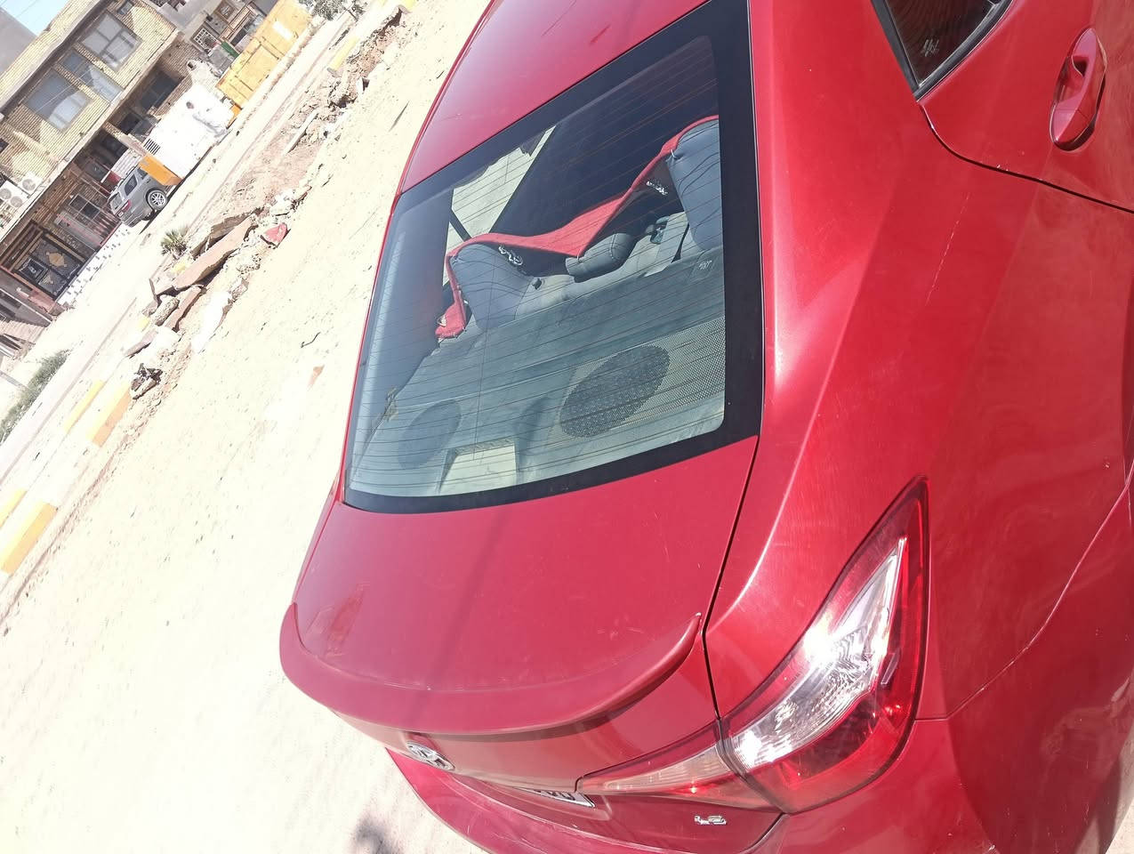 السلام عليكم ، سيارة كورولا أمريكية موديل 2019 باسمي رقم البصرة، مداور ثاني يوم. 🚗 بيها جاملغ وبنيد مبدلين، وصبغ ببعض الأماكن. السيارة جديدة بمعنى الكلمة، جاهزة للاستخدام العائلي. المكينة والقير والحدادية كلها جديدة. السعر 125$ وبها مجال قليل جداً للسعر. 💰 المكان: الناصرية الغراف. للمزيد من التفاصيل، اتصلوا على ***********. 📞
