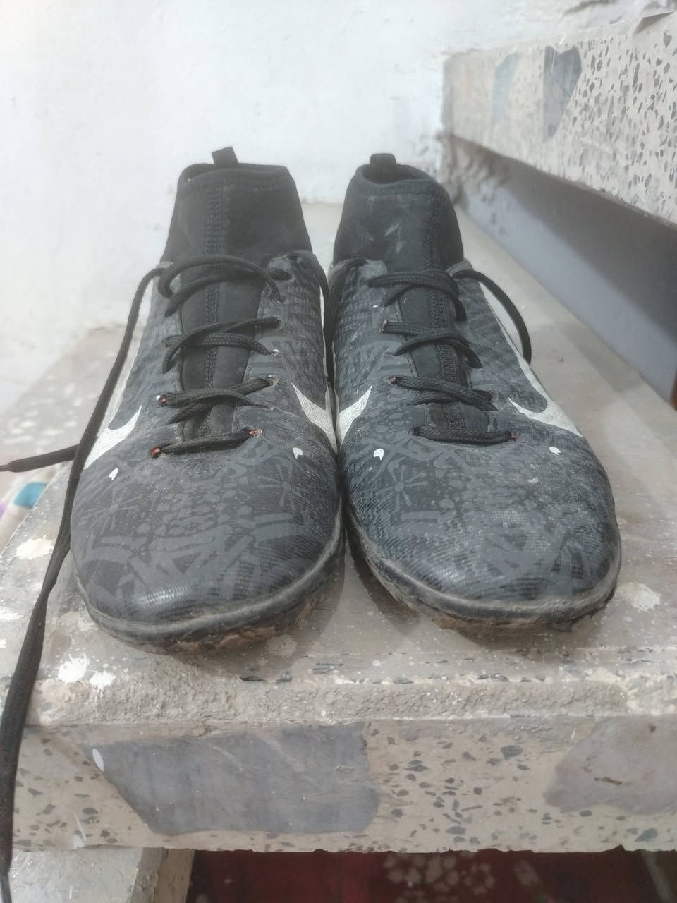 حذاء نايكي CR7 محبب   حته لعبات قليلة لعبت الحذاء بيه تراب متروك   غسلة يطلع اخو الجديد 

 الثاني الأبيض حذاء نايكي مسامير .
الأبيض ابد ما مستعمل اني مشخبط عليه، 
السعر ثنيناتهم. ب35 بيهم مجال.


**إذا كنت صاحب هذا الإعلان وتريد حذفه لأي سبب، رجاءا أرسل رسالة إلى الدعم الفني**