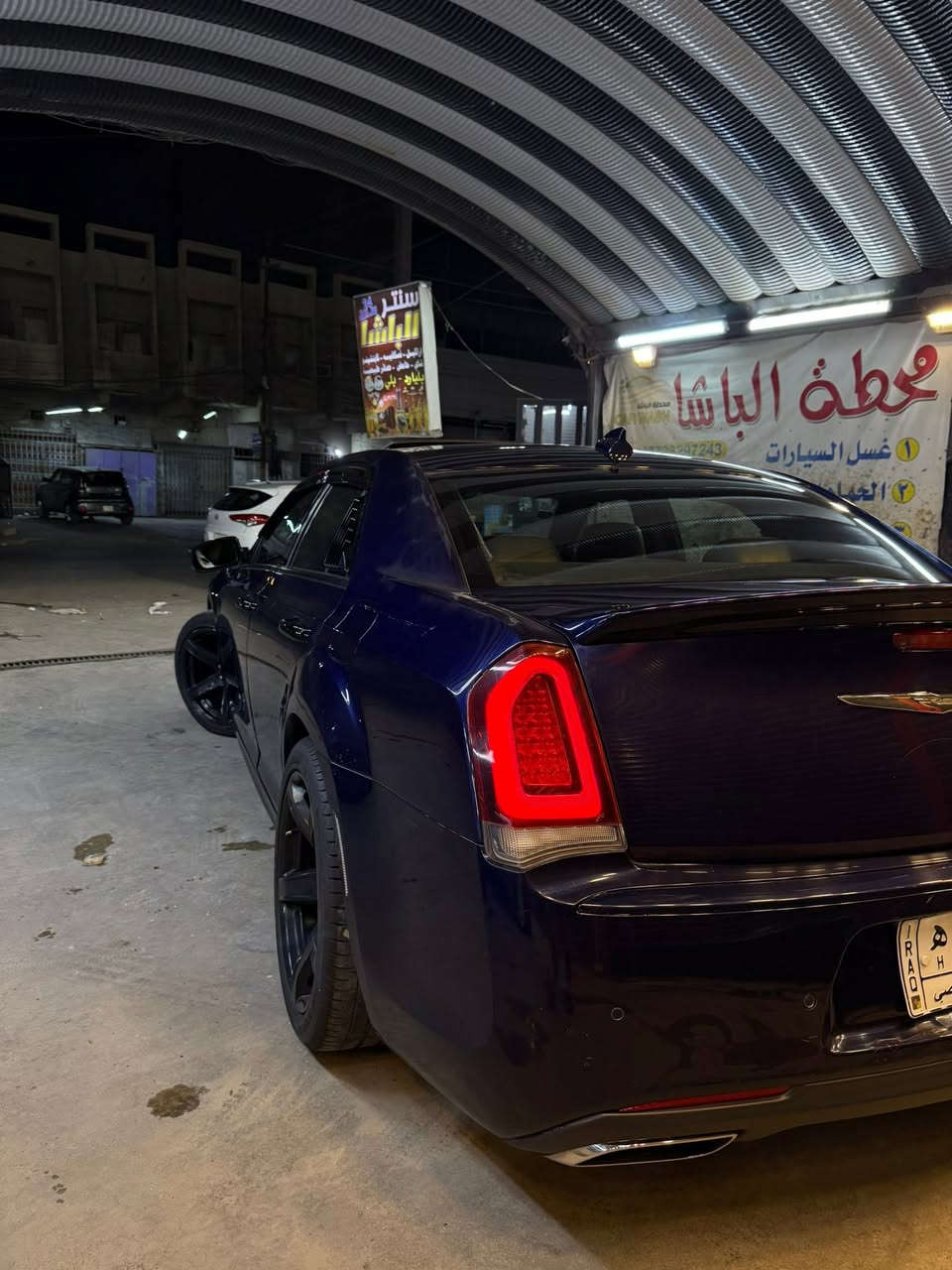 السلام عليكم
C300s
موديل 2016 
Rt 5.7 
حادثها مال امريكا فقط الجاملغ الخلفي والصندوق 
الجاملغ الخلفي مصبوغ والصندوك مبدل بدون ايرباك وبجم كبس 
فول مواصفات 
بصمة ابواب وتشغيل وصندوك 
بانوراما 
رادار امامي وجانبي  
حساس امامي خلفي
كشنات جلد  مع تطريز حرف S وتدفئة بالكشنات
نظام صوت beats مع دمام بالصندوك 
السيارة حلوة مابيها نواقص 
ماشية مئة ميل
مكاني بغداد الامين او الجادرية  
الرقم :***********
السعر :17000$
