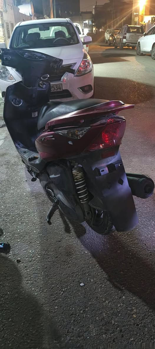 يا الله...
ثعلب للبيع 
دراجه كفاله عامه من كلشي صارلي منزله من الرمبه 4اشهر او5 ما بيه اي. نقص فقط (دبل امامي) بانزين كله محسن دهن جديد امزويل دراجه تخبل لون كرزي مكينه بلاد كفاله اي برغي ممفتوح من كل دراجه شلعه و معدل تاخذه متصرف عليه فقط بانزين و دهن و دهنه جديد سعر ٧٠٠ وبيه مجال حك جيه مكاني بغداد دولعي 
رقم الهاتف *********** متواجد خاص واتساب
