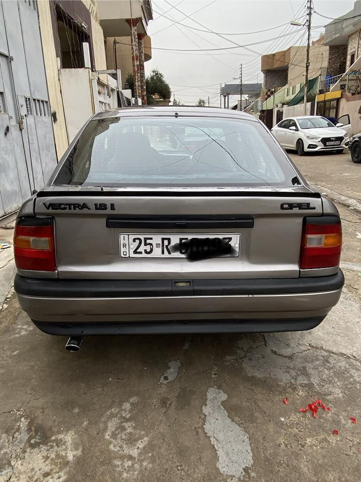 سلام عليكم للبيع أوبل فكترا موديل 1991 قفل مركزي سقف سلايت صبغ جماليه بدون ضرر كير عادي حجم 18 رقم كركوك مشروع وطني رقم دولي دفتر بانزين تايرات صدر كهربائيات كامله عنوان كركوك سعر 37 وبي مجال بصيط رقم الهاتف ***********
