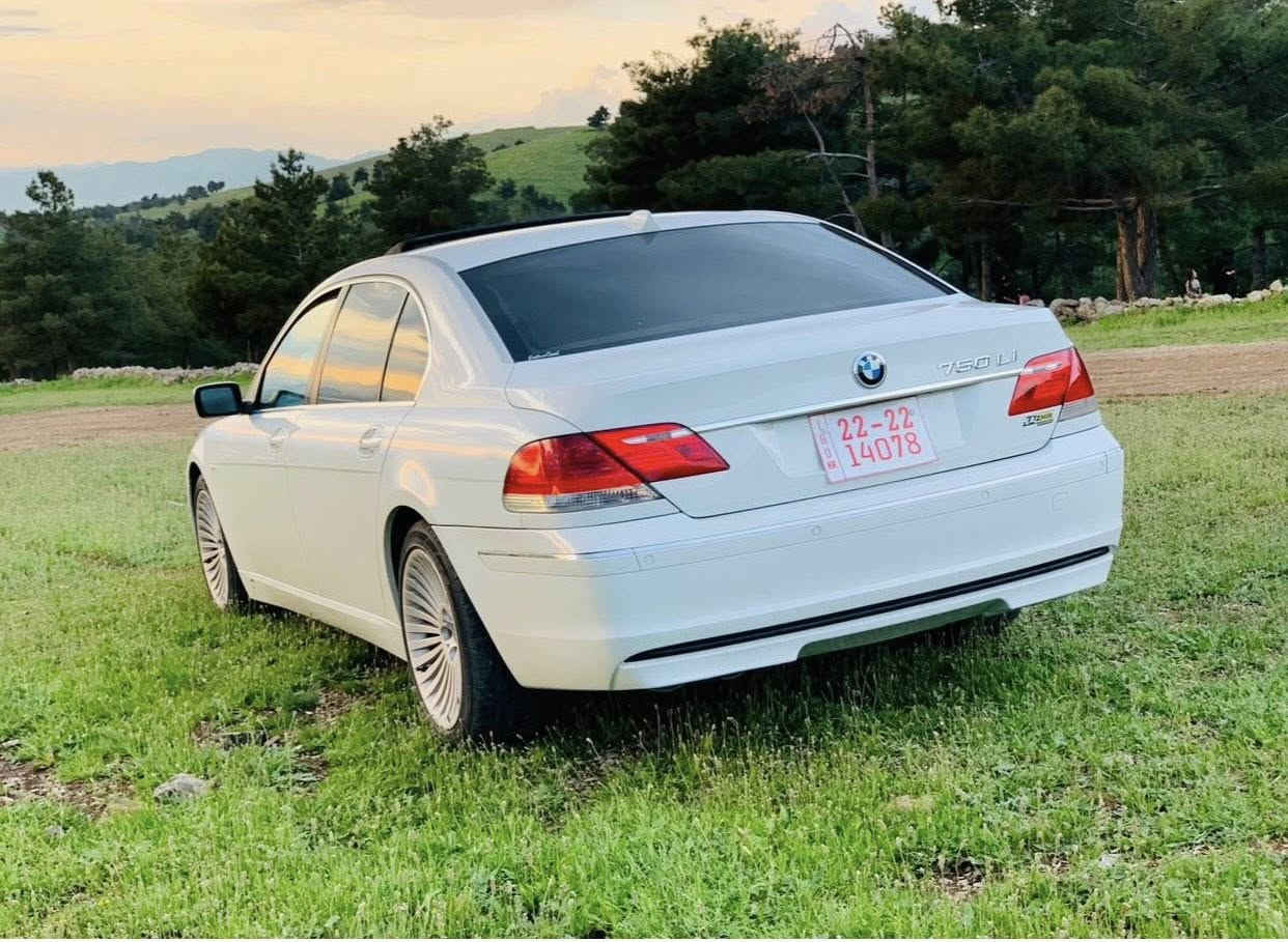 ***********//***********سەرەتابەناوی خوای گەورە لەسەرئیزنی ئەدمینیبەڕیز یاخواماشاألڵە لەم ماڵە ناوازەیە بیئیم وات وات فول فول ئەوە مواسەفات تۆ بڵئیت تیایەتی سەیارەکە ساخ ساخ واتە موسوبڕاوە نییە ڕەنگی سپی ناوزەرد سەیارەکەم لۆک لۆکە نوکە دەرزی پیوەنییە ئەم سەیارەیە بۆنی شەریکەی لئییەت دووبەسمەی بیلادی لەگەڵە سەیارەکە خوادایناوە یەکسەر بۆڕەقەم ببرئ سەیارەکەم نەشوخت نەچاڵ نەسارد هیچی نییە یەک پارچە بۆیاخی ئەوروپایی هەیە مەگەر سۆنەر بیخونیتۆ ئیتر هیچ نییە کاکە کئ کڕیارە تەلەفون بکات لەخزمەتیام ***********//***********
