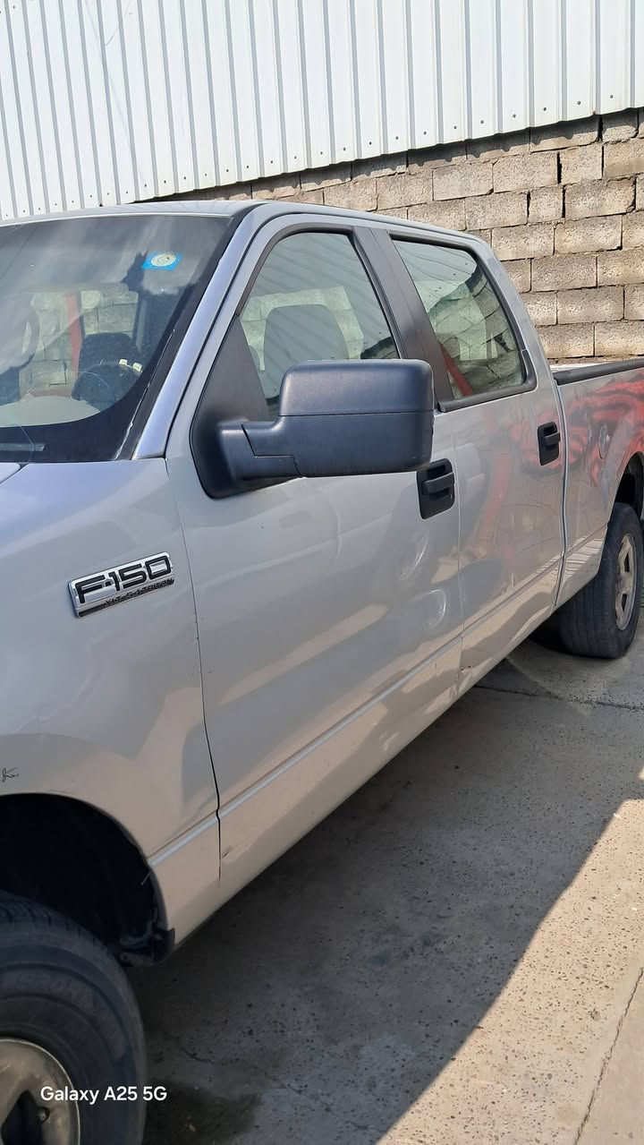 السلام عليكم فورد ١٥٠ للبيع مال مزاد سعره ٦٠ ورقه مجال قليل عنوان بغداد هاتف***********
