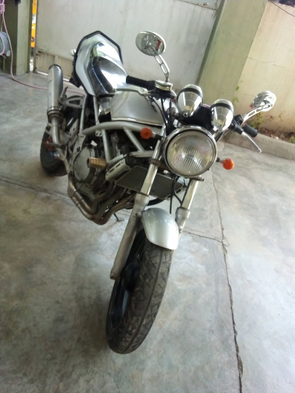 سلام وعليكم باندا ربع حيل جديد مكفوله من تاير لتاير سعره 11وبيه مجال للاستفسار ***********مكانى كركوك
