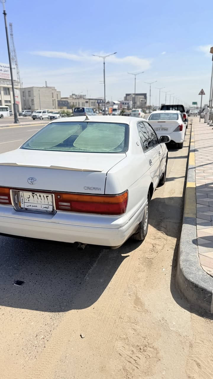 السلام عليكم كراون بطه فصل للبيع السياره فنر بلاد مكفوله ضربه وعيب شرعي ونقل جثه رقم بصره مرحله كاملة  ستتم بصمه قفل وفتح دوشمه غرفه كامله وشاشه اندرويد مكينه صار شهر شادها ثنين ونص ديكو تخم تاير قبل اسبوع مشدود باسمي السياره مداور ثاني يوم سعرها 55 وبيها مجال تجي وتشلع عيوني ثنيهن مكاني بصره كرمة  علي ***********
