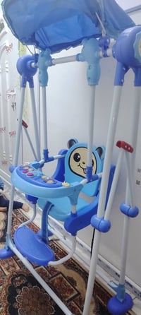 مرجوحة طفل • حجم كبير • استعمال قليل