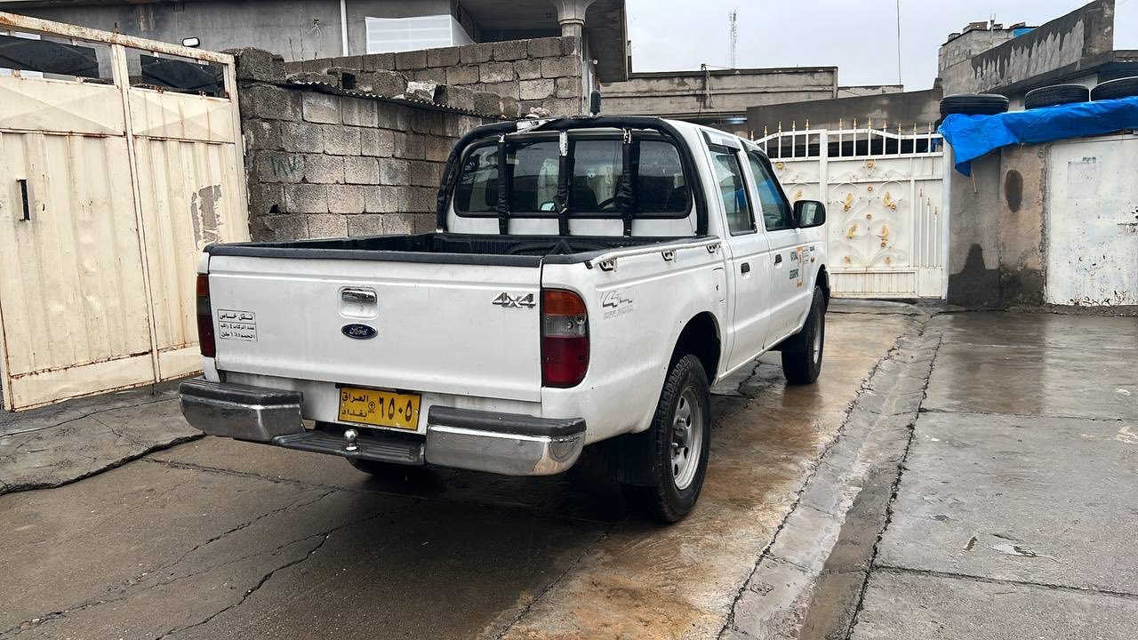 فۆرت ڕەنجەر ٢٠٠٤ 
ئاڕم پلاستك سلێمانی 
گێر و مەكینە بە شەرت 
بوغار بە شەرت سەركی هەڵدە گیرفانی 
ماشاءالله لێ بێ زۆر خاوێنە 
دەبڵ  ئیشدەكەت
جام كارەبا 
نرخ ٨٠ مەحامەلە
0750 118 8952
