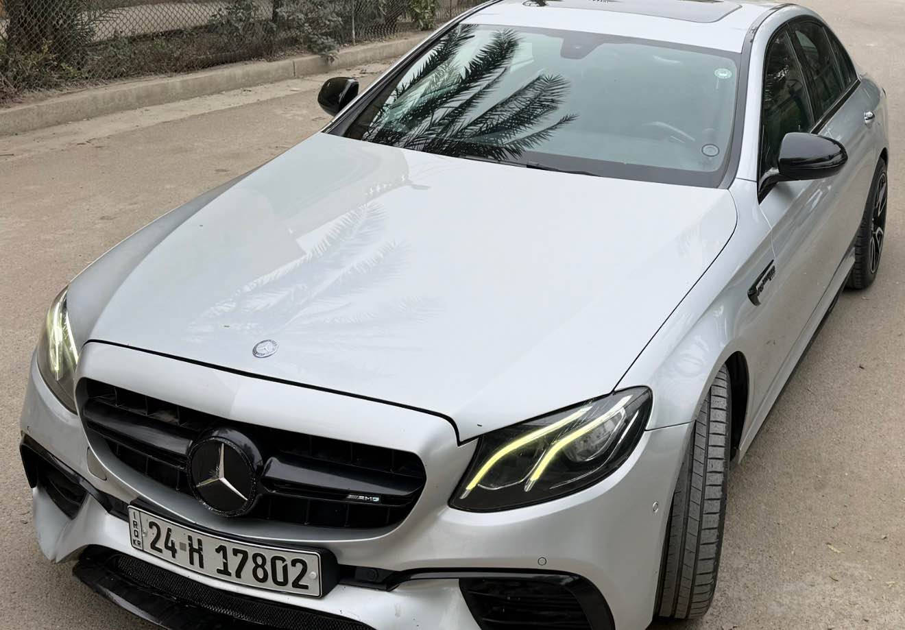 مارسيدس بنز E300 كلاسك للبيع
 موديل 2017
اوتو بارك
حساس360 
داخل لدات 64 لون
داخل عمل احترافي روز رايز 25 لون
شاشة متصلة طويلة
كشنات جلد كهربائي
جنطة كهرباء
اربع بصمات
5 انظمه قيادة
رادار امامي خلفي كم
نقطه عمياء
كشنات تدفئة
استيرن تدفئة
4 ثيمات الشاشه متغير
ويل 19 فورجد 
السياره عليها كت كامل C63 اصلي
بعد بيهه هوايه مواصفات
وارد امريكي حادثها جاملغ وبنيد (ايرباك طاك وراجع سستم)
رقم شمالي هزة 98‎%‎ قبل شهرين
ماشيه 106 الف ميل
مكانها الدورة/ المهدية
#السعر النهائي 25 الف دولار (شدتين و50 ورقة)، واي استفسار اني حاضر
(***********) بغداد, العراق
