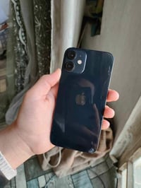 ايفون ١٢ ميني • قفل • للبيع