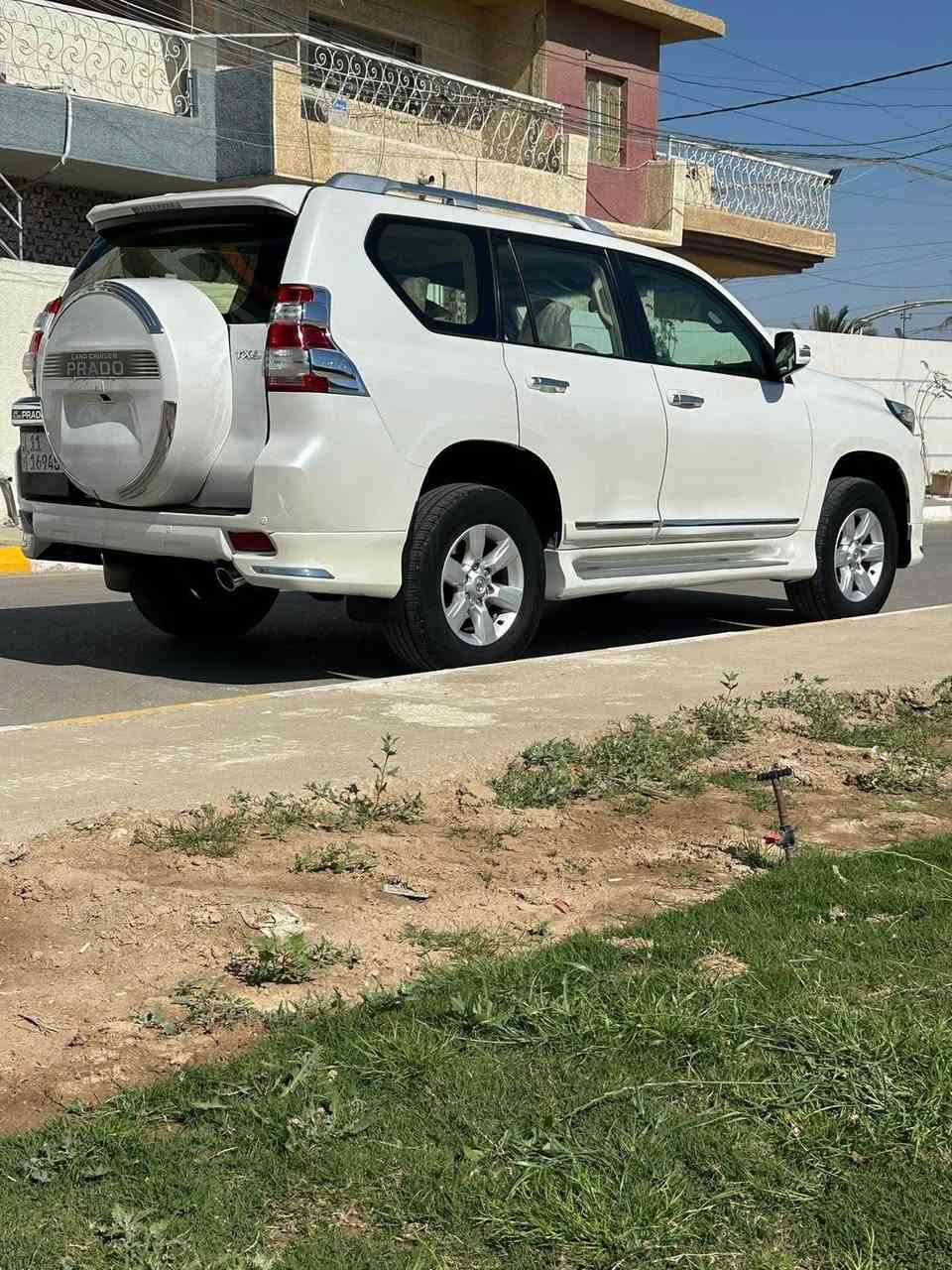 السلام عليكم برادو 2016 ساز محرك 6سلندر  فتحة كشنات كهرباء تشغيل بعد لايت اسود ماشية 172 قابل للزيادة سونار واضح مع الصور رقم بغداد دولي بأسمي السعر 325 بيها مجال بسيط غير متواجد ع النت الشراي يتصل *********** الصويرة, واسط
