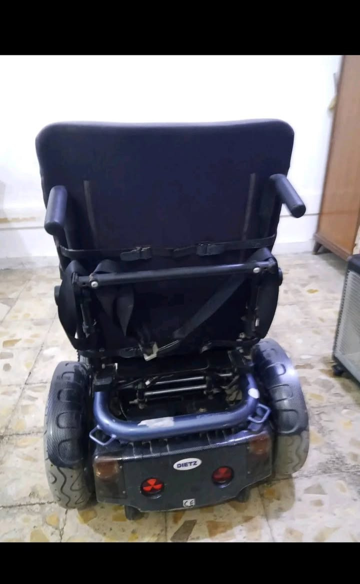 كرسي الماني سريع دبل بطاريه ممستعمل بغداد للستفسار ***********يتوفر وات ساب

