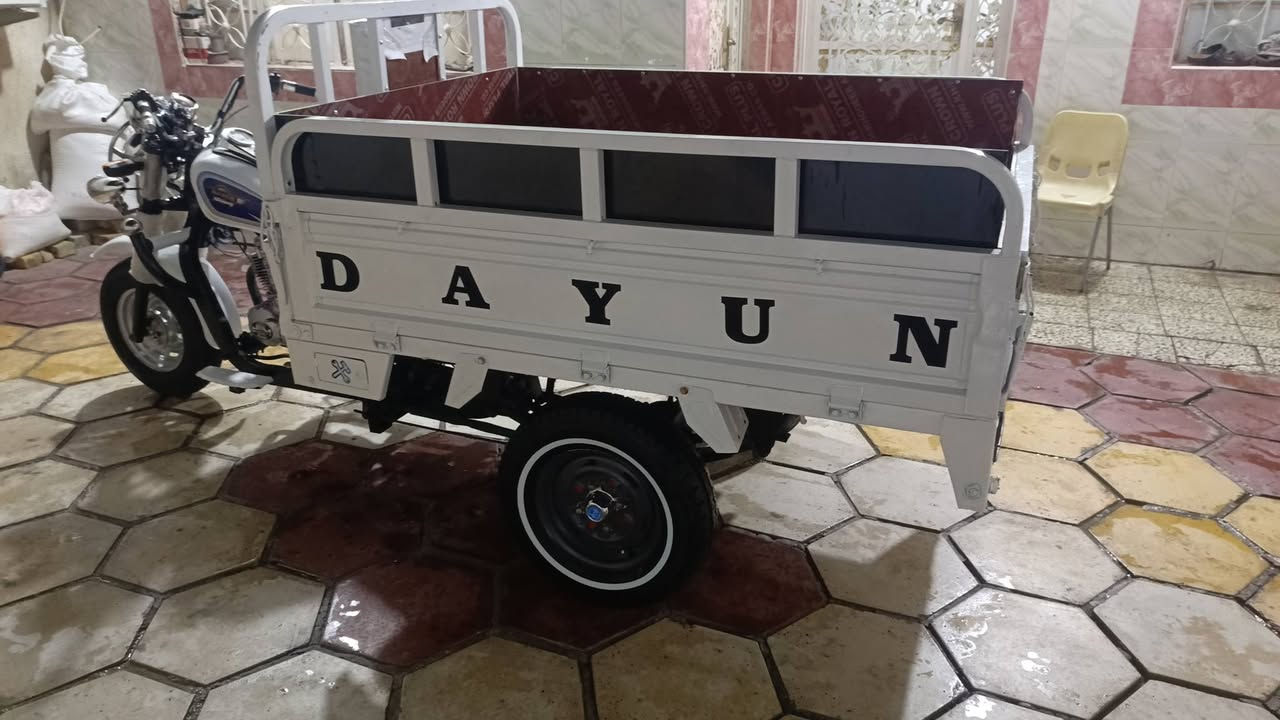 سلام عليكم ستوته للبيع موديل 2018 اليوم كملت تعمير 
ستوته جاهزه ما عوزها برقي محرك مفتوح بس بوشه شرط الفحص سعر واحد 850 وبيها مجال كلش قليل العنوان ناصرية حي اريدو لاستفسار ***********
