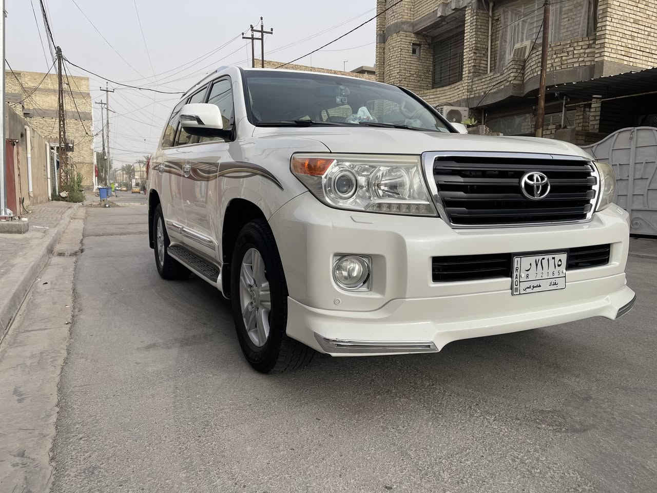 للبيع
لاندكروز 2013
رقم بغداد  بأسمي 
6 سلندر 
فورويل 
كرسي كهربائي 
كشنات جلد بيجي كلش جدد
داخل صاج ملكي 
شاشه كبيره كامره خلفيه 
ثلاجه بالتچوه تحكمات ستيرن
دركه صاج مري شفط وأوتوو 
بصمه بيبان وتشغيل 
8 ايرباك
حساس. امامي خلفي 
زراك لايت حاجب لايت 
لايت فوول زنون
مري قلاب عند البك
مري شفط وأتوو عند القفل والفتح
جام يصعد وينزل عند القفل والفتح 
7 راكب تبريد 3 قطع 
سلايد رووف
تخم بردات وياهه
تخم تاير جديد جداً باتري جديد 
صدر زيرو
العداد 85 حقيقي 
بيهه صبغ جاملغ خلفي نصف صبغ 
جاملغ امامي بارد شبر
سياره جداً ً جديده خاليه  من كل نقص
السعر 355 ورقه  بيهه مجال
مكاني بغداد 
***********
