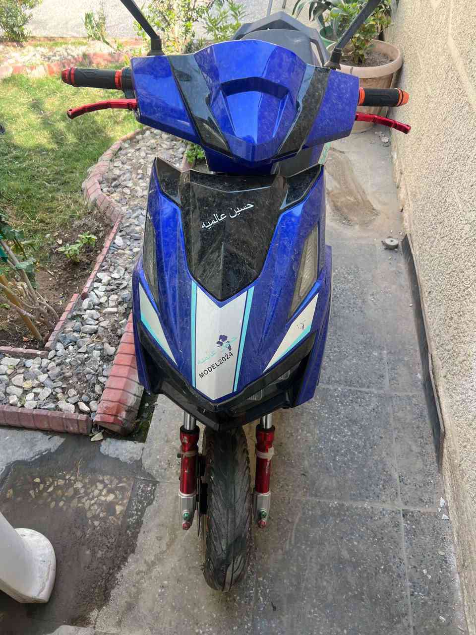 دراجه شحن للبيع جديد استخدام شهرين فقط تايرات جديده المكان السيديه السعر 750 وبيه مجال. اني مكلف بالنشر للاستفسار مع صاحب الدراجه ***********.
