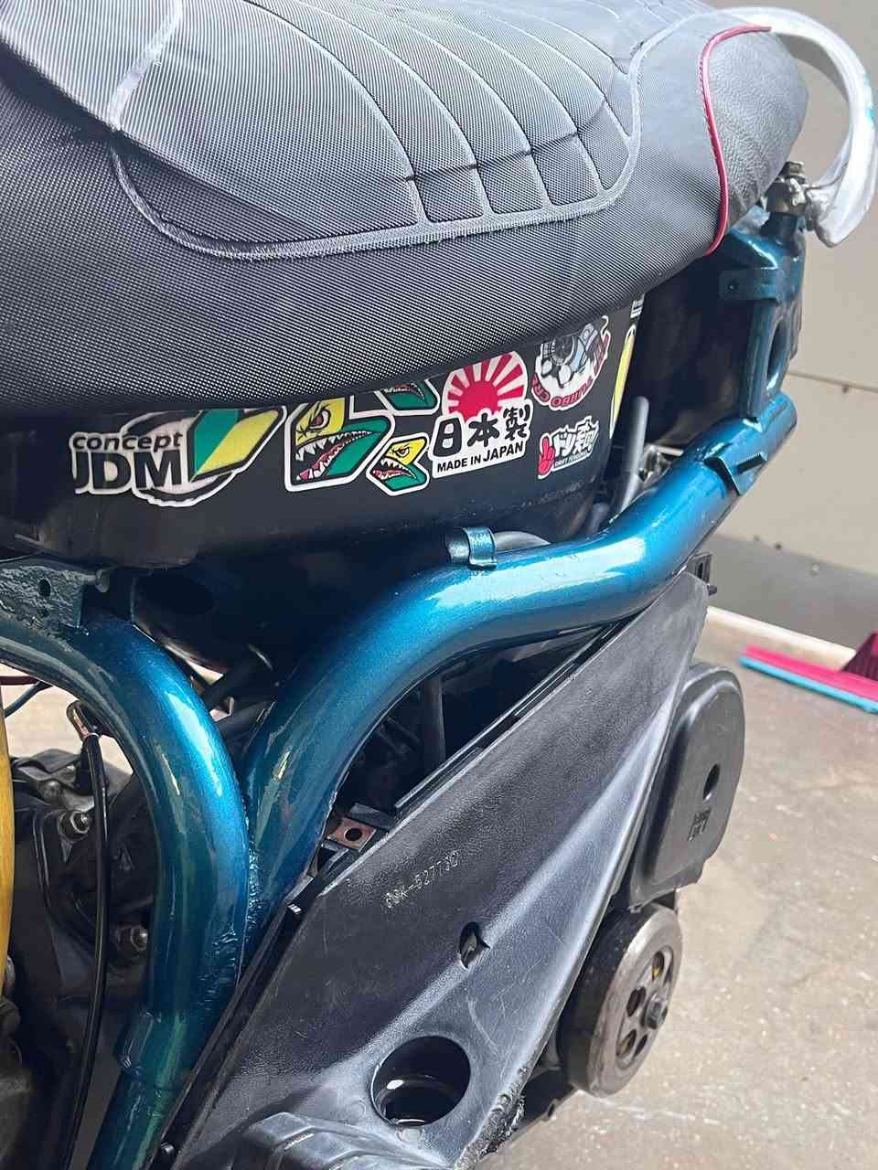 السلام عليكم
ماكس عدله بوسه 55
صالنصه صجميه سعرها 50
سبايدر رياضي
شاصي مصبوغ لون يخبل
كلجات رياضي
دشن رياضي اربع ولفات
سلف 55
مكاني حله


**إذا كنت صاحب هذا الإعلان وتريد حذفه لأي سبب، رجاءا أرسل رسالة إلى الدعم الفني**