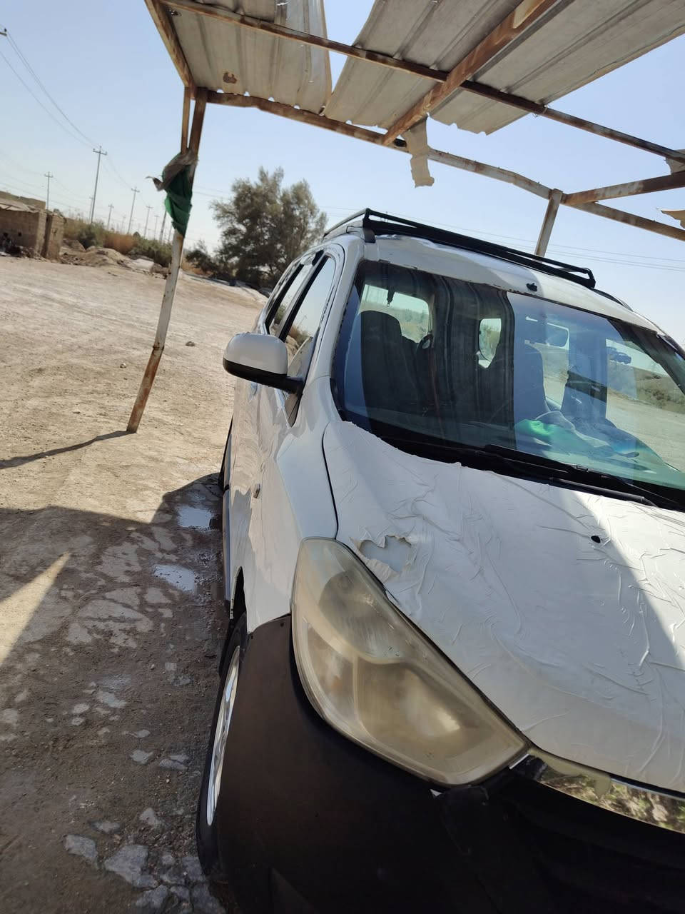 رينو للبيع
رنو لوجي الشكل الجديد مديل2014 سياره نضيفه 

السعر 58 وبيه مجال بسيط لشراي ***********
